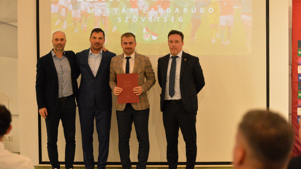 Átvették oklevelüket az új pro-licences szakemberek